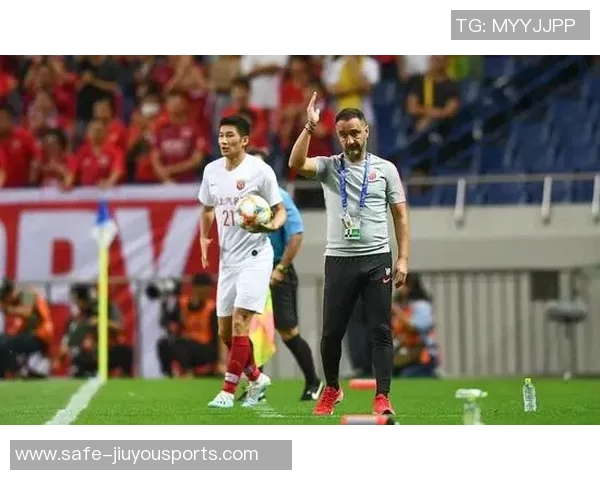 阿布扎比埃因迎战惠灵顿期待精彩对决与球队新挑战